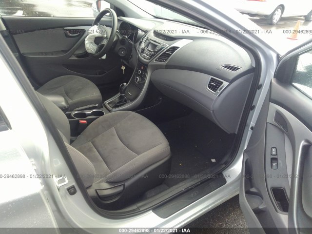 Photo 4 VIN: 5NPDH4AE5GH736814 - HYUNDAI ELANTRA 