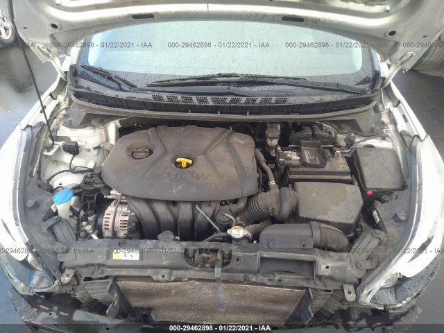 Photo 9 VIN: 5NPDH4AE5GH736814 - HYUNDAI ELANTRA 