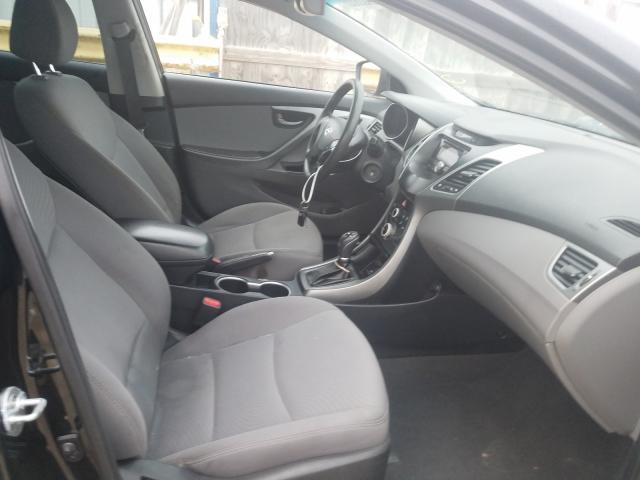 Photo 4 VIN: 5NPDH4AE5GH742404 - HYUNDAI ELANTRA SE 