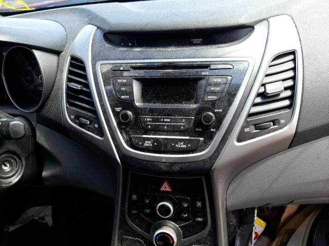 Photo 8 VIN: 5NPDH4AE5GH748011 - HYUNDAI ELANTRA SE 