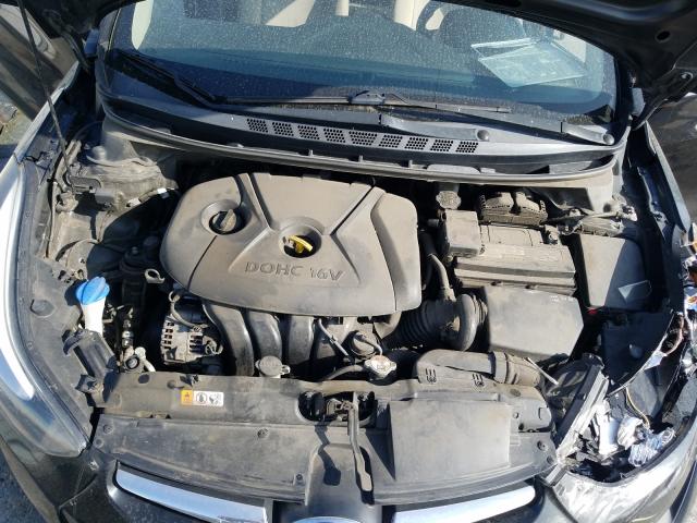 Photo 6 VIN: 5NPDH4AE5GH748333 - HYUNDAI ELANTRA SE 