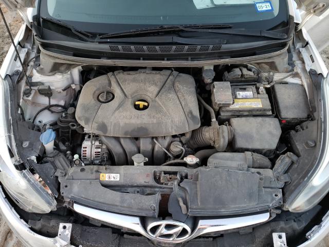 Photo 6 VIN: 5NPDH4AE5GH753242 - HYUNDAI ELANTRA SE 