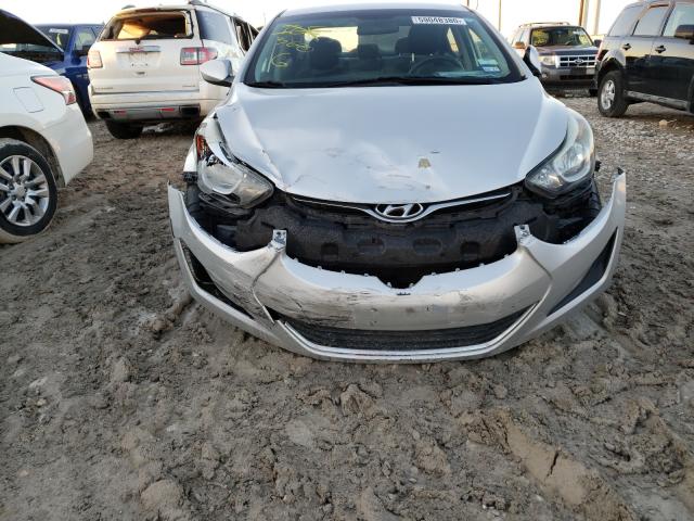 Photo 8 VIN: 5NPDH4AE5GH753242 - HYUNDAI ELANTRA SE 