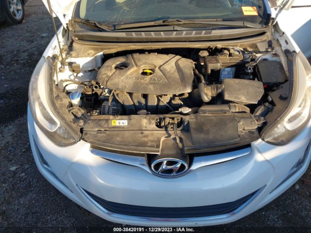 Photo 9 VIN: 5NPDH4AE5GH766749 - HYUNDAI ELANTRA 