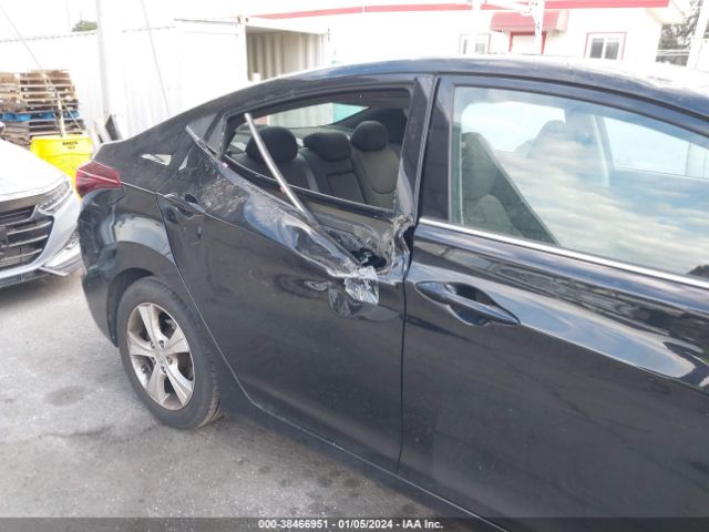 Photo 5 VIN: 5NPDH4AE5GH767769 - HYUNDAI ELANTRA 