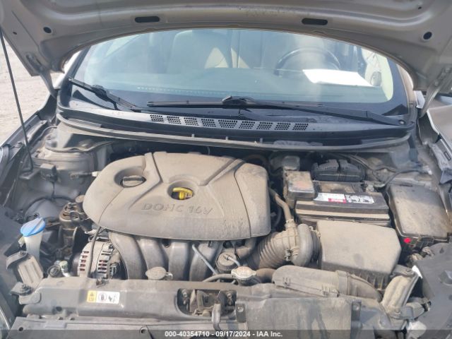 Photo 9 VIN: 5NPDH4AE5GH775144 - HYUNDAI ELANTRA 