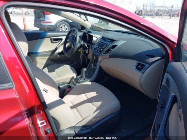 Photo 4 VIN: 5NPDH4AE5GH778495 - HYUNDAI ELANTRA 