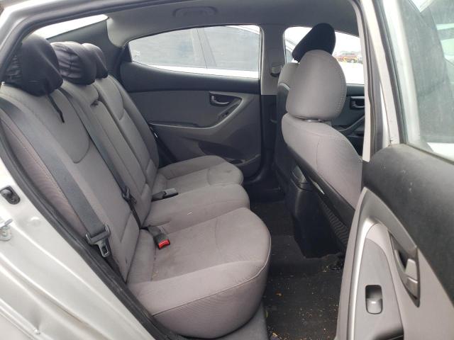 Photo 9 VIN: 5NPDH4AE5GH779470 - HYUNDAI ELANTRA SE 