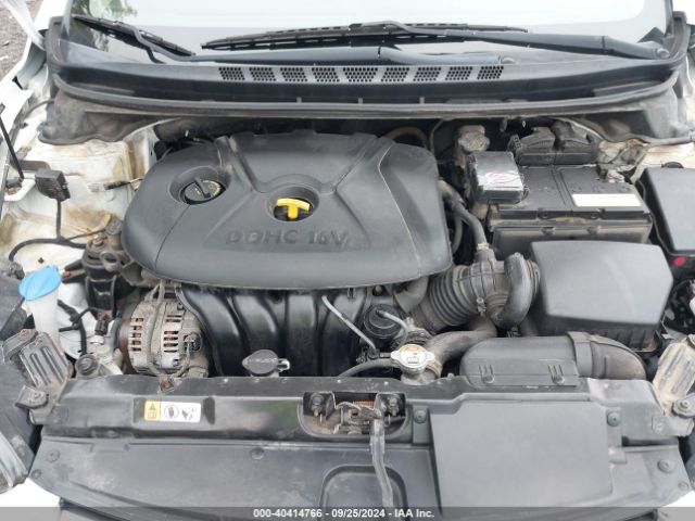 Photo 9 VIN: 5NPDH4AE5GH783261 - HYUNDAI ELANTRA 