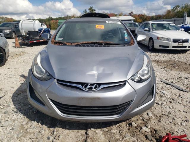 Photo 4 VIN: 5NPDH4AE5GH785785 - HYUNDAI ELANTRA SE 