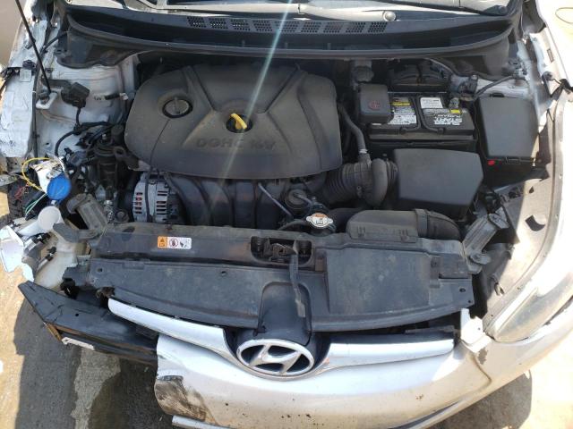 Photo 6 VIN: 5NPDH4AE5GH787424 - HYUNDAI ELANTRA SE 