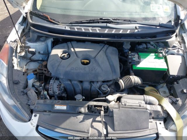 Photo 9 VIN: 5NPDH4AE6BH053111 - HYUNDAI ELANTRA 