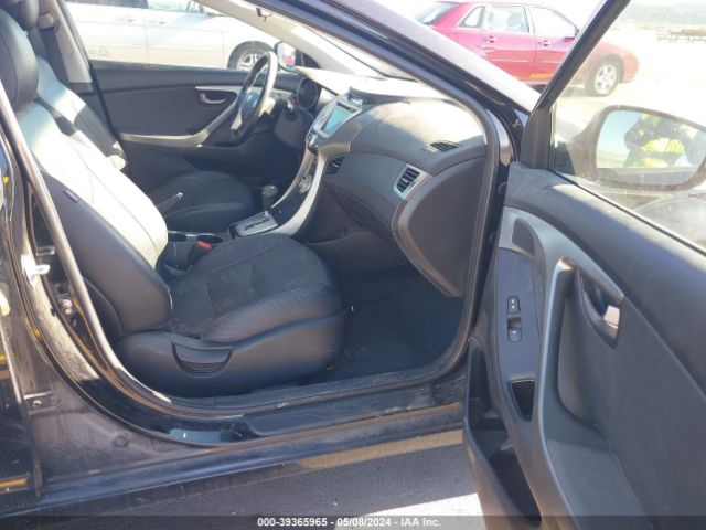 Photo 4 VIN: 5NPDH4AE6BH054890 - HYUNDAI ELANTRA 