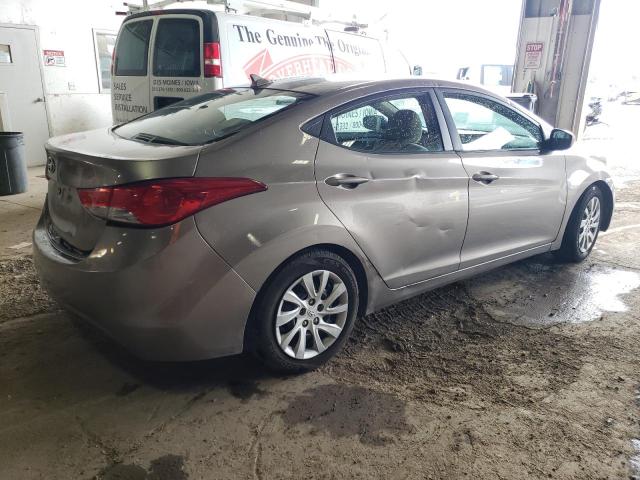 Photo 2 VIN: 5NPDH4AE6BH056400 - HYUNDAI ELANTRA 