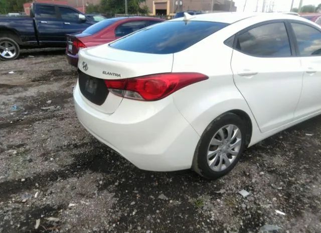 Photo 3 VIN: 5NPDH4AE6BH061130 - HYUNDAI ELANTRA 