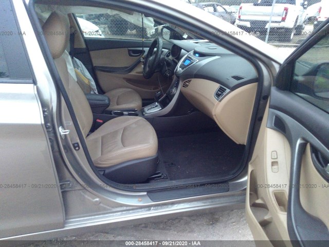 Photo 4 VIN: 5NPDH4AE6BH075822 - HYUNDAI ELANTRA 