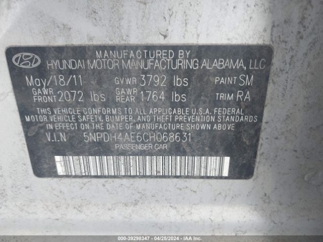 Photo 8 VIN: 5NPDH4AE6CH068631 - HYUNDAI ELANTRA 