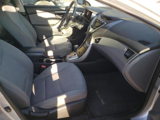 Photo 4 VIN: 5NPDH4AE6CH071657 - HYUNDAI ELANTRA GL 