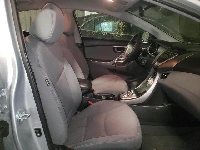 Photo 4 VIN: 5NPDH4AE6CH078432 - HYUNDAI ELANTRA GL 