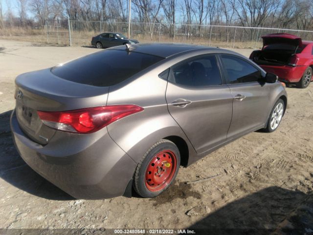 Photo 3 VIN: 5NPDH4AE6CH085073 - HYUNDAI ELANTRA 