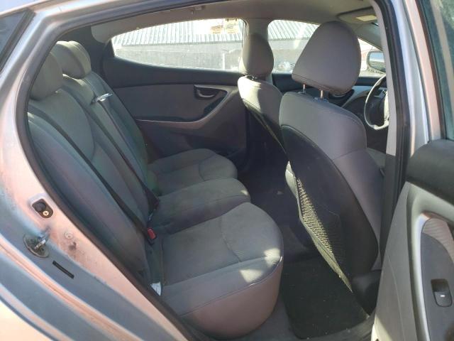 Photo 9 VIN: 5NPDH4AE6CH092279 - HYUNDAI ELANTRA 