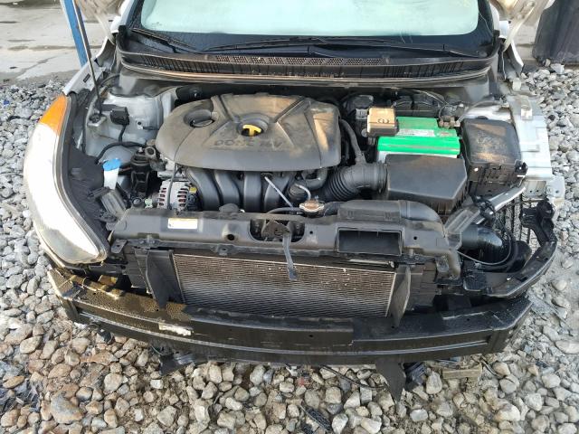 Photo 6 VIN: 5NPDH4AE6CH097479 - HYUNDAI ELANTRA GL 