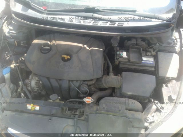 Photo 9 VIN: 5NPDH4AE6CH101224 - HYUNDAI ELANTRA 