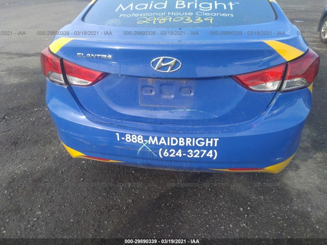 Photo 5 VIN: 5NPDH4AE6CH103085 - HYUNDAI ELANTRA 