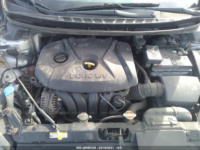 Photo 9 VIN: 5NPDH4AE6CH103085 - HYUNDAI ELANTRA 