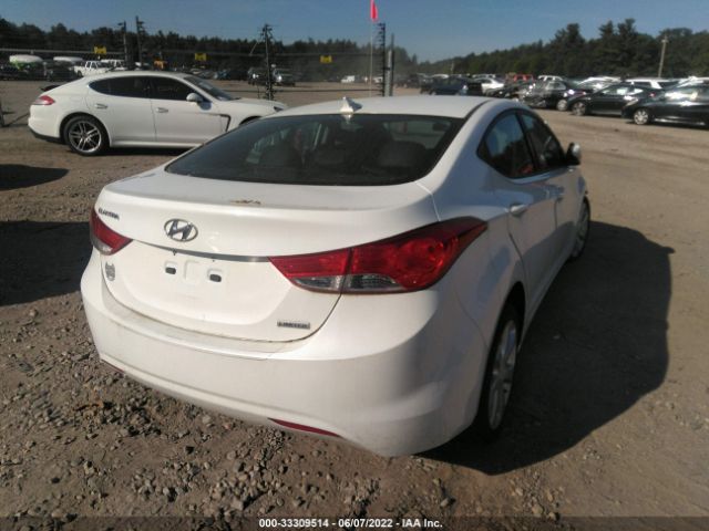 Photo 3 VIN: 5NPDH4AE6CH111655 - HYUNDAI ELANTRA 