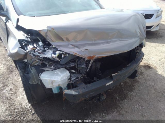 Photo 5 VIN: 5NPDH4AE6CH111896 - HYUNDAI ELANTRA 