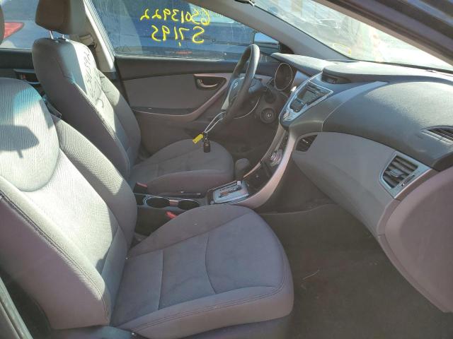 Photo 4 VIN: 5NPDH4AE6CH116001 - HYUNDAI ELANTRA 