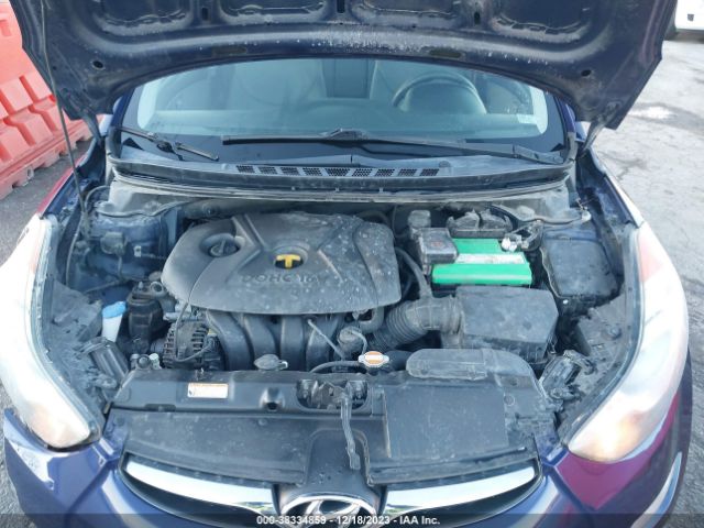 Photo 9 VIN: 5NPDH4AE6CH126480 - HYUNDAI ELANTRA 