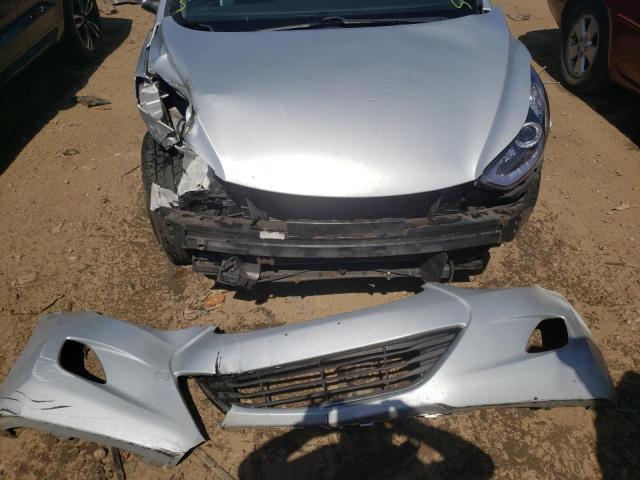 Photo 8 VIN: 5NPDH4AE6CH139679 - HYUNDAI ELANTRA GL 