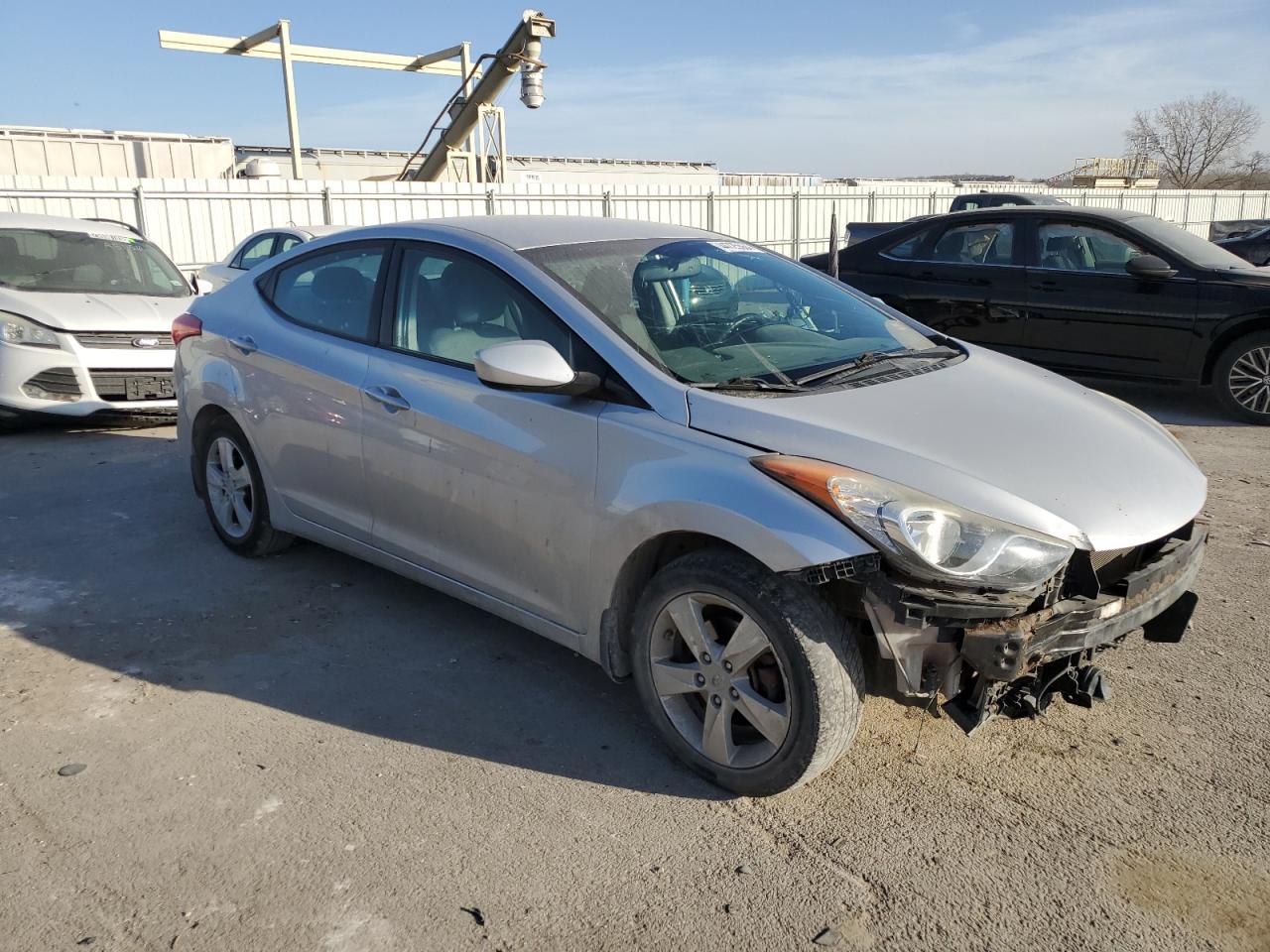 Photo 3 VIN: 5NPDH4AE6DH158749 - HYUNDAI ELANTRA 