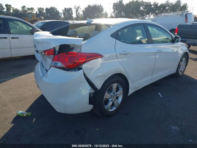 Photo 3 VIN: 5NPDH4AE6DH158959 - HYUNDAI ELANTRA 