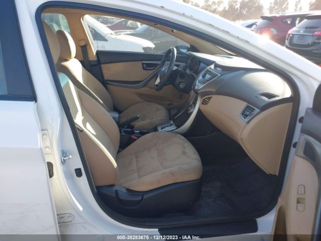 Photo 4 VIN: 5NPDH4AE6DH158959 - HYUNDAI ELANTRA 