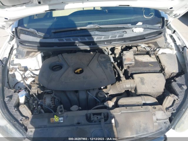 Photo 9 VIN: 5NPDH4AE6DH194912 - HYUNDAI ELANTRA 