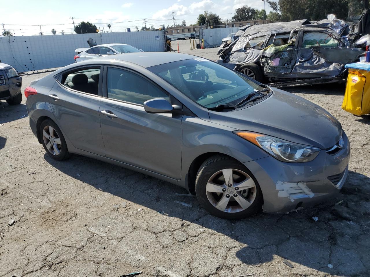 Photo 3 VIN: 5NPDH4AE6DH204242 - HYUNDAI ELANTRA 