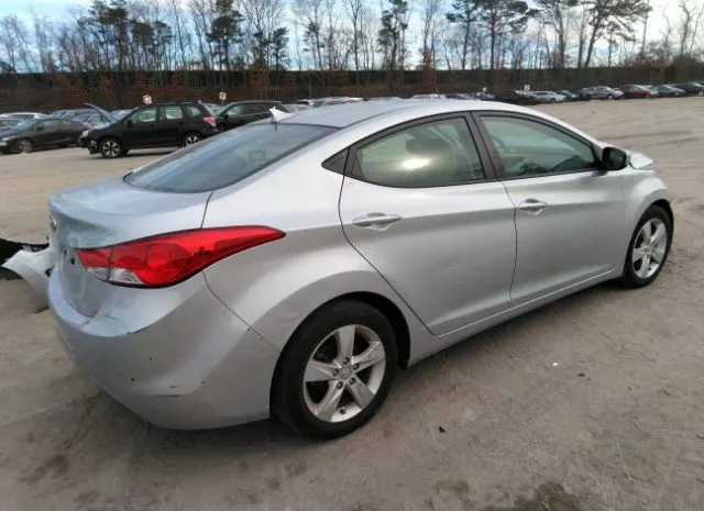 Photo 3 VIN: 5NPDH4AE6DH227603 - HYUNDAI ELANTRA 