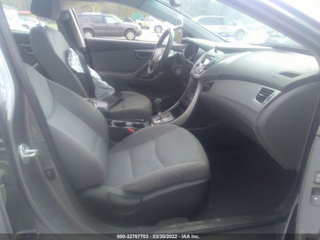 Photo 4 VIN: 5NPDH4AE6DH240609 - HYUNDAI ELANTRA 