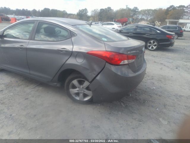 Photo 5 VIN: 5NPDH4AE6DH240609 - HYUNDAI ELANTRA 