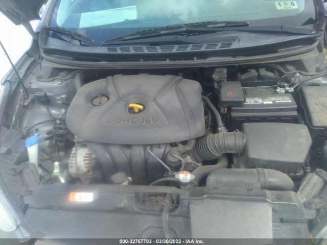 Photo 9 VIN: 5NPDH4AE6DH240609 - HYUNDAI ELANTRA 