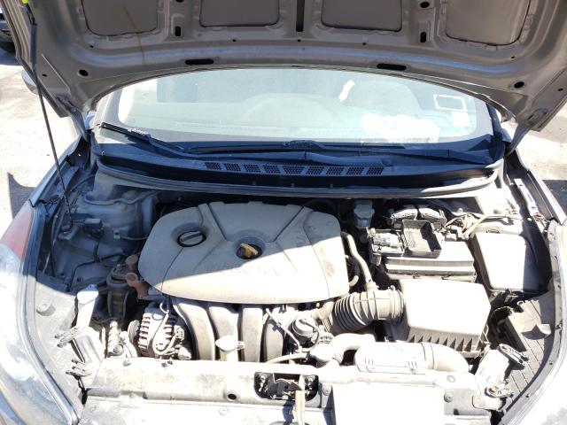 Photo 6 VIN: 5NPDH4AE6DH242506 - HYUNDAI ELANTRA GL 