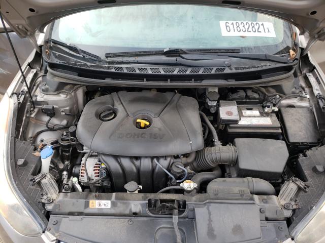 Photo 6 VIN: 5NPDH4AE6DH242697 - HYUNDAI ELANTRA GL 