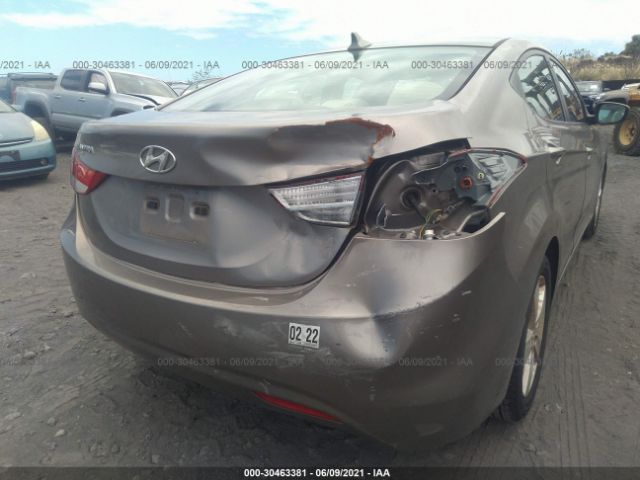 Photo 5 VIN: 5NPDH4AE6DH246832 - HYUNDAI ELANTRA 