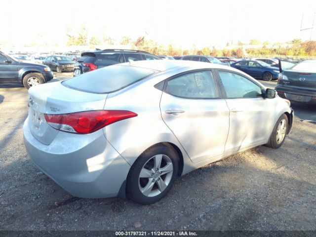 Photo 3 VIN: 5NPDH4AE6DH249035 - HYUNDAI ELANTRA 