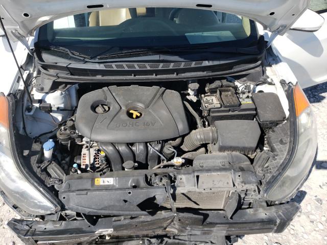 Photo 6 VIN: 5NPDH4AE6DH262593 - HYUNDAI ELANTRA GL 