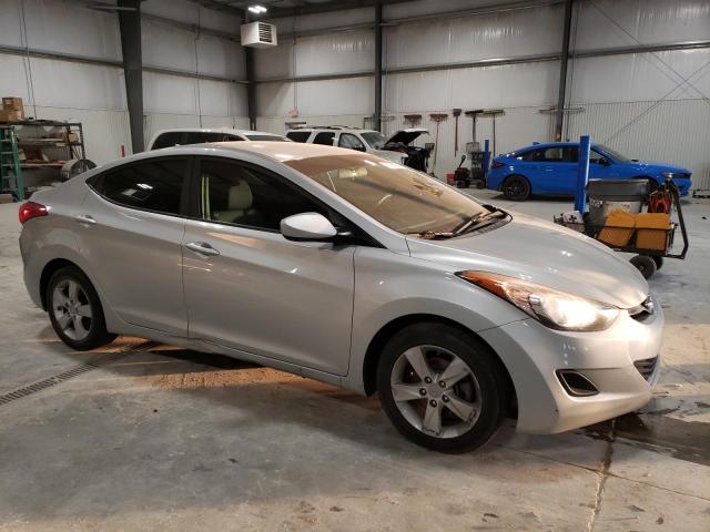 Photo 3 VIN: 5NPDH4AE6DH268748 - HYUNDAI ELANTRA GL 