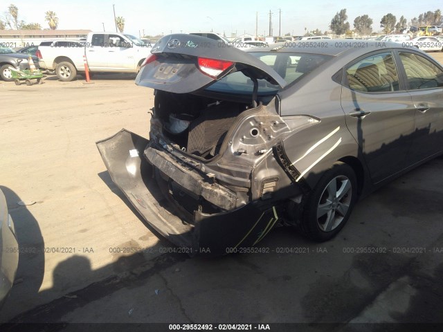 Photo 5 VIN: 5NPDH4AE6DH293388 - HYUNDAI ELANTRA 